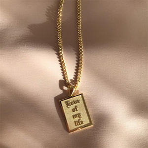 สร้อยคอจี้ข้อความสโลแกนแบบกำหนดเอง,สร้อยคอโลหะแกะสลักเครื่องประดับกันน้ำทรงสี่เหลี่ยมที่มีเสน่ห์ในชีวิตของฉันใหม่ - Product Image 4