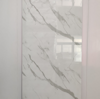 Panel de Pared para Ducha de PVC con Acabado Mármol Calcatta Brillante de 1/1.2m, Panel Decorativo para Baño de la Mejor Calidad, Impermeable y con Protección UV