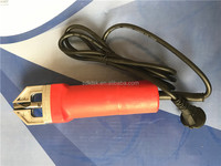 Machine de nettoyage d'angle de fenêtre en PVC/vinyle, outil électrique manuel de nettoyage d'angle UPVC pour le nettoyage des fenêtres