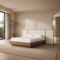 Lit plateforme en bois rustique style ferme avec tête de lit à panneaux larges pour chambre principale, villa, hôtel, complexe hôtelier, chambre d'hôtes, appartement