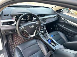 Pour Emgrand 2018 1.5 CVT, berline automatique d'<span class=keywords><strong>occasion</strong></span> à conduite à gauche, intérieur foncé, sièges en cuir, caméra de recul, pour l'exportation - Product Image 5