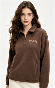 Felpa Oversize da Donna Personalizzata di Alta Qualità con Logo Ricamato e Cerniera 1/4 in Metallo per l'Inverno - Product Image 3
