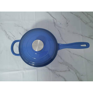 Marmite en <span class=keywords><strong>fonte</strong></span> émaillée écologique avec longue poignée, couvercle antiadhésif, compatible gaz et induction, pour ragoûts et plats mijotés – Vente en gros - Product Image 6