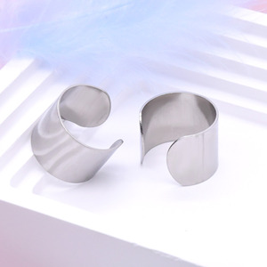 Stainless Steel C Shaped Open Band <b>Ring</b> <b>Adjustable</b> Unisex Jewelry Plain Geometric Design For Men And Women Gift - Product Image 1