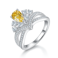 Cincin Perak 925 Mewah Wanita Berbentuk V Berlapis Emas Putih 1Ct Berlian Moissanite Tetesan Air Cincin Wanita untuk Hadiah Pernikahan Pesta
