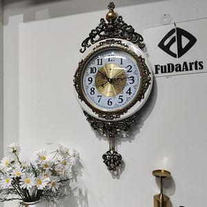 72X35CM Prix Usine Personnalisable Grande Horloge Murale Dorée Moderne en Métal Décoration Maison Dropshipping DDP - Product Image 4