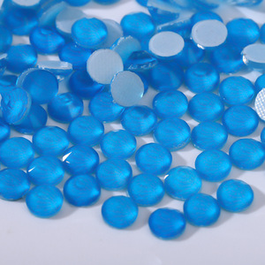 Rhinestone Kaca Bercahaya Fluorescent Hotfix dengan Dasar Karet, Kristal Flatback Bulat Neon untuk Aksesoris Pakaian - Product Image 5