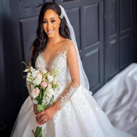 Robe de mariée sexy pour séance photo en extérieur, dentelle, texture avancée, longue, blanche, soutien-gorge, jupon à traîne, vente en gros