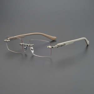 Nuovi <span class=keywords><strong>Occhiali</strong></span> Quadrati <span class=keywords><strong>Trasparenti</strong></span> Senza Montatura con Protezione dalla Luce Blu, <span class=keywords><strong>Occhiali</strong></span> da Computer Senza Cornice alla Moda per Uomo e <span class=keywords><strong>Donna</strong></span>, Argento - Product Image 3