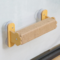 Vente en gros de jouets modernes montés pour chat de luxe montés sur un cadre d'escalade mural, patins à gratter montés sur un mur d'escalade pour chat