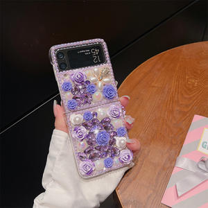 <span class=keywords><strong>Coque</strong></span> de téléphone portable Ins Crystal Flowers pour dame filles couverture arrière scintillante pour <span class=keywords><strong>Samsung</strong></span> <span class=keywords><strong>Z</strong></span> <span class=keywords><strong>Flip</strong></span> 7 <span class=keywords><strong>4</strong></span> <span class=keywords><strong>Flip</strong></span> 5 6 avec dragonne - Product Image 4