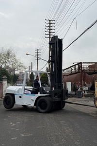 second hand TCM 10Ton 7Ton 5Ton diesel Forklift with Paper <b>Clip</b> Used for Loading and Unloading in Paper Mills - Product Image 4