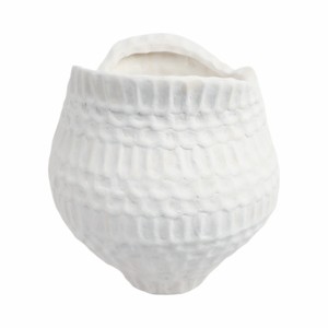 Vaso Moderno in Porcellana con Texture Ondulata, Elemento Scultoreo per l'Arredamento del Soggiorno - Product Image 3