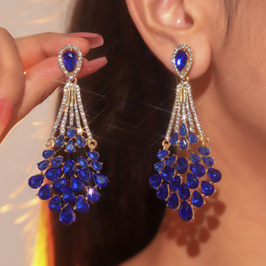 Pendientes de botón de cristal de colores con diamantes de imitación, estilo europeo americano, accesorios de oreja exagerados, pendientes de moda para espectáculos de bikini - Product Image 1