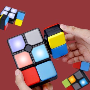 Vendita calda 4 modalità di gioco Flipslide Game Slide e abbina i colori per battere la musica dell'orologio con il cubo magico leggero - Product Image 3
