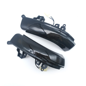 Autodragons Clignotant LED dynamique fumé pour rétroviseur latéral REIZ GRX130 2010-2016, indicateur de clignotant ambre pour rétroviseur latéral - Product Image 1