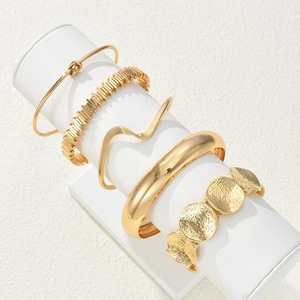 Pulsera impermeable de acero inoxidable, moderna, con circonitas, varios estilos, exquisita pulsera de circonitas para mujer. - Product Image 5
