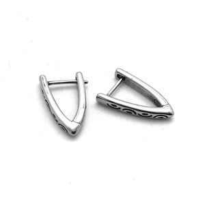 Pendientes yunnique geométricos de acero de titanio, joyería de moda unisex, poste para la oreja de acero inoxidable 316 para hombres y mujeres - Product Image 2