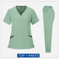 Offre Spéciale personnalisé Jogger Spa Vêtements En Gros Vêtements De Travail Salon Uniforme Robe Femme Gommage Costumes Impression Numérique Tissé Gommage Ensembles