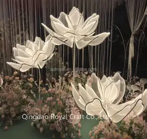 New design Events Supplies Wedding Stage Decoration Large Peony Shape Flower Top Led Party waterproof Light Metal backdrop