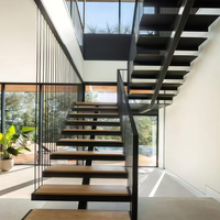 Conception d'escalier droit en verre moderne d'intérieur en forme de U Escalier en acier Conception d'escalier en bois massif pour villa