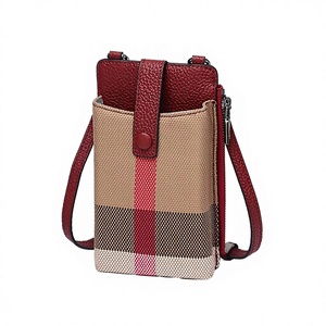 GLOBAL HEROES Bolso de Mano Casual de Alta Calidad para Mujer, Forro de Cuero Genuino de Lujo, Cierre de Cremallera Cruzada, Capacidad de 2-2.9L - Product Image 4