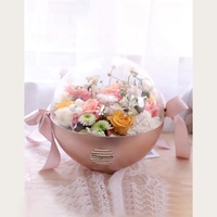 Boîte cadeau de luxe réutilisable personnalisée en gros, nouveau design simple boîte florale ronde rose acrylique savon fleur coffrets cadeaux avec fenêtre.