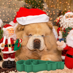 Tazón de Comida Lenta para Mascotas con Diseño Navideño Personalizado, Elegante Diseño de Árbol de Silicona, Comederos 2 en 1 para Alimentación de Mascotas - Product Image 3