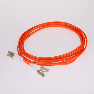 Harga Pabrik Kabel Patch Optik FTTH Kustom LC-LC/PC UPC OM1 Duplex 62.5/125um Multimode 2.0mm 2 Core - Product Image 3