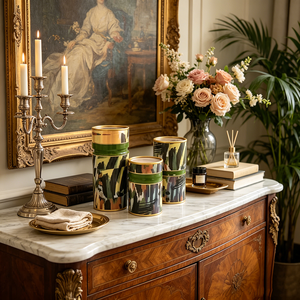 Bocaux en céramique à motifs abstraits avec bandes vertes pour une décoration bohème moderne - Product Image 2