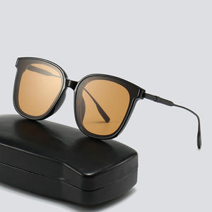 Nuevas gafas de sol unisex UV400 con montura de PC y montura metálica tipo 3, embalaje en caja YC2321 D6 - Product Image 5