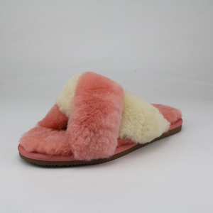 Penjualan Panas Sandal Silang Indoor dan Outdoor dengan Bulu Halus Grosir Pabrik Sandal Warna-Warni Custom Sandal Silang Terbuka - Product Image 3