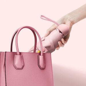 Parasol de voyage portable avec protection solaire UPF 50+ et logo personnalisé coloré, idéal pour les femmes, cadeau promotionnel - Product Image 6