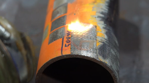 Di động 500 Wát làm mát bằng không khí Trọng lượng nhẹ <span class=keywords><strong>Robot</strong></span> chân không Laser Cleaner - Product Image 5