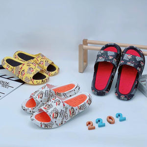 Nouveaux Produits Prix Bas Babouches d'Été en Plastique <span class=keywords><strong>pour</strong></span> Hommes - Product Image 1