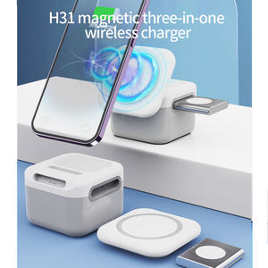แท่นชาร์จไร้สายแม่เหล็ก 15W 3 in 1 พร้อมแท่นวางนาฬิกาแบบซ่อน สถานีชาร์จอเนกประสงค์สำหรับโทรศัพท์ นาฬิกา และหูฟัง - Product Image 3