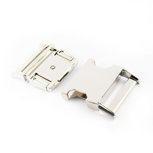Hebilla de Liberación Lateral de 38 mm, Aleación de Zinc Plateada, Accesorio Duradero para Bolsos - Product Image 2