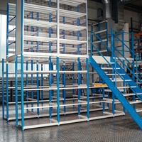 Système de rayonnage industriel haute densité pour entrepôt, plateforme de mezzanine en acier avec escalier