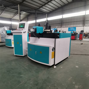 Máquina <span class=keywords><strong>dobladora</strong></span> de arco de acero Máquina <span class=keywords><strong>dobladora</strong></span> de perfil de tamaño pequeño hidráulico Máquina <span class=keywords><strong>dobladora</strong></span> de arco de perfil - Product Image 2