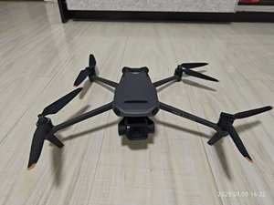 Mavic 3 Classic, Cámara Hasselblad de 20MP, 5.1K a 50fps, Control Remoto de Plástico, O3+, 46 Minutos de Tiempo de Vuelo, Resistencia al Viento de 12m/s, Inteligente - Product Image 4