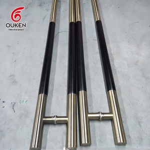 <span class=keywords><strong>Oken</strong></span> Hardware Poignée de porte coulissante haut de gamme dans le hall de l'hôtel de luxe Design moderne Porte en verre en cuir PU en acier inoxydable Grande poignée - Product Image 1