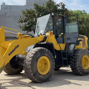 Cargadora de Ruedas Komatsu WA320-5 con Pintura de Configuración Original, Nueva de Fábrica, Motor Caterpillar de 20 Toneladas y 75KW de Potencia, ¡Gran Oferta con Entrega Rápida! - Product Image 5