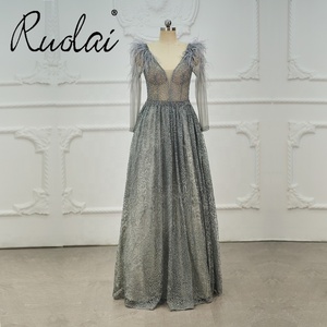 RUOLAI فساتين سهرة أنيقة طويلة مطرزة بالريش لامعة برقبة على شكل حرف V فستان حفلة موسيقية رداء سهرة لفساتين الحفلات الرسمية - Product Image 1