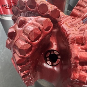 Xuyên biên giới Cung cấp 8.<span class=keywords><strong>6</strong></span> inch <span class=keywords><strong>6</strong></span> lưỡi <span class=keywords><strong>PDC</strong></span> khoan <span class=keywords><strong>bit</strong></span> thép hợp kim thiết bị khoan kéo <span class=keywords><strong>bit</strong></span> để khoan giếng nước đá cứng - Product Image 3