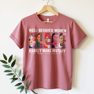 T-Shirt 'Empowering Women' con Collo Tondo e Maniche Corte, Stampa Digitale, 100% Cotone Jersey, Vestibilità Casual per Tutte le Stagioni - Product Image 2