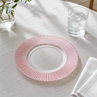 Assiette en verre à motifs en relief or et argent, idéale pour les hôtels et les mariages. Luxueux et élégant, vente directe du fabricant.