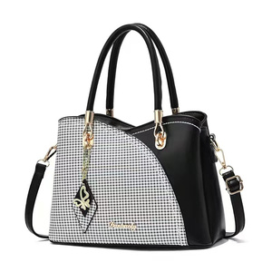 Bolso Bandolera de Gran Capacidad para Mujer, Diseño a Cuadros en Contraste, Talla XL, Material PU con Cierre de Cremallera, Nueva Moda 2026 - Product Image 1