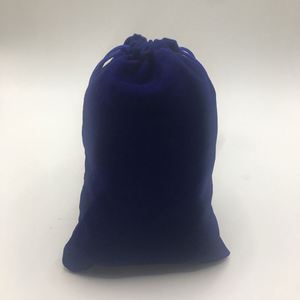 Grands sacs en velours rouge avec poignée, 17*23cm, pochettes en tissu pour bijoux, parfums, huiles essentielles, emballage cadeau pour Noël, mariage - Product Image 4
