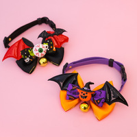 Accessoires festifs pour animaux de compagnie à succès pour Halloween avec clochettes, imprimés citrouille et chauve-souris, colliers bandana ajustables pour chiens et chats