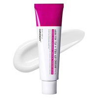 Crème hydratante éclaircissante et raffermissante anti-âge à l'arbutine, niacinamide, acide tranexamique, vitamine C et beurre de karité, prête à l'expédition